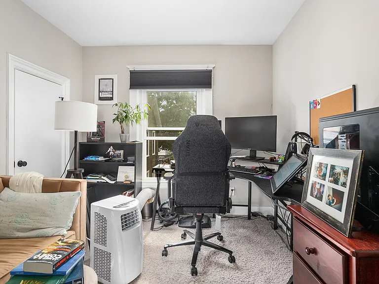 601 Pettibone Ave NW — Photo 18