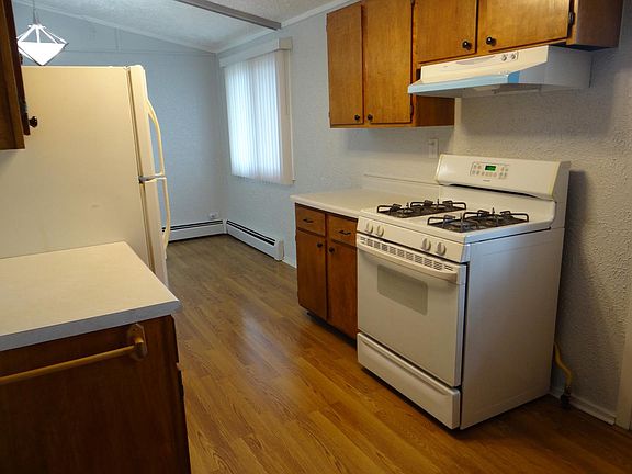 5th image of 665 N 1st St