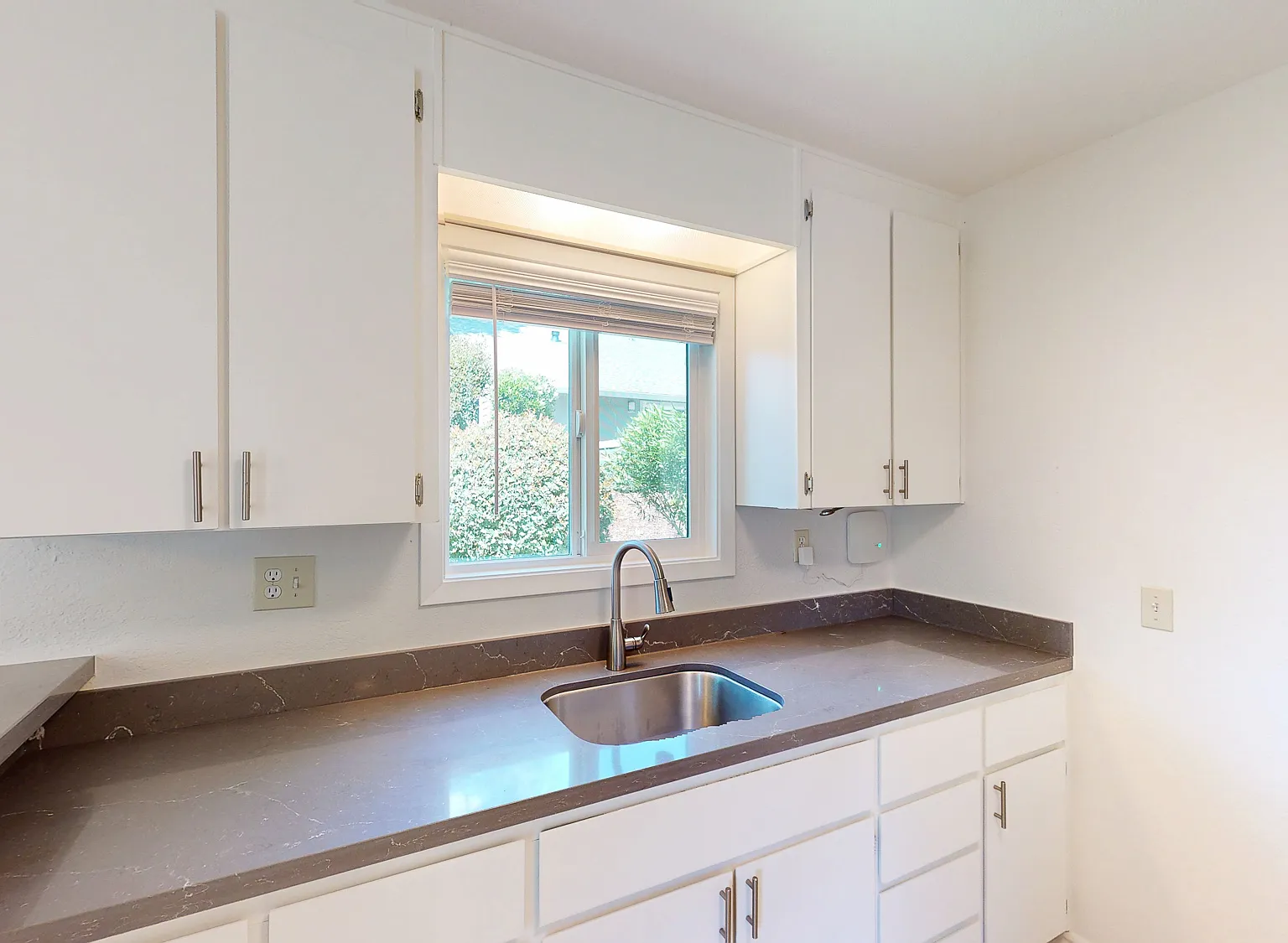Welcome to Tanoak Grove Apartments 55+ Living in the Heart of Sonoma! — Photo 4