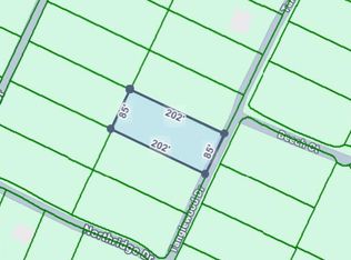 18 Tanglewood Dr, Gouldsboro, PA 18424