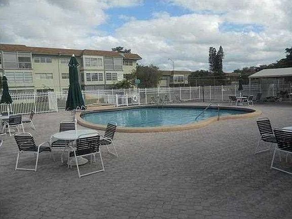 2nd image of 613 S State Road 7 APT 3E