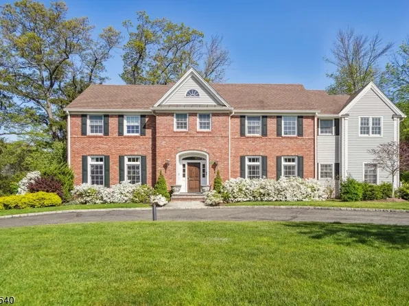 71 Fairfield Dr, Millburn Twp., NJ 07078