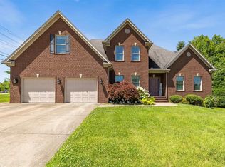2401 Hillbrooke Pkwy, Owensboro, KY 42303