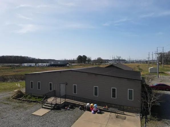 412 Eastline Rd, Searcy, AR 72143