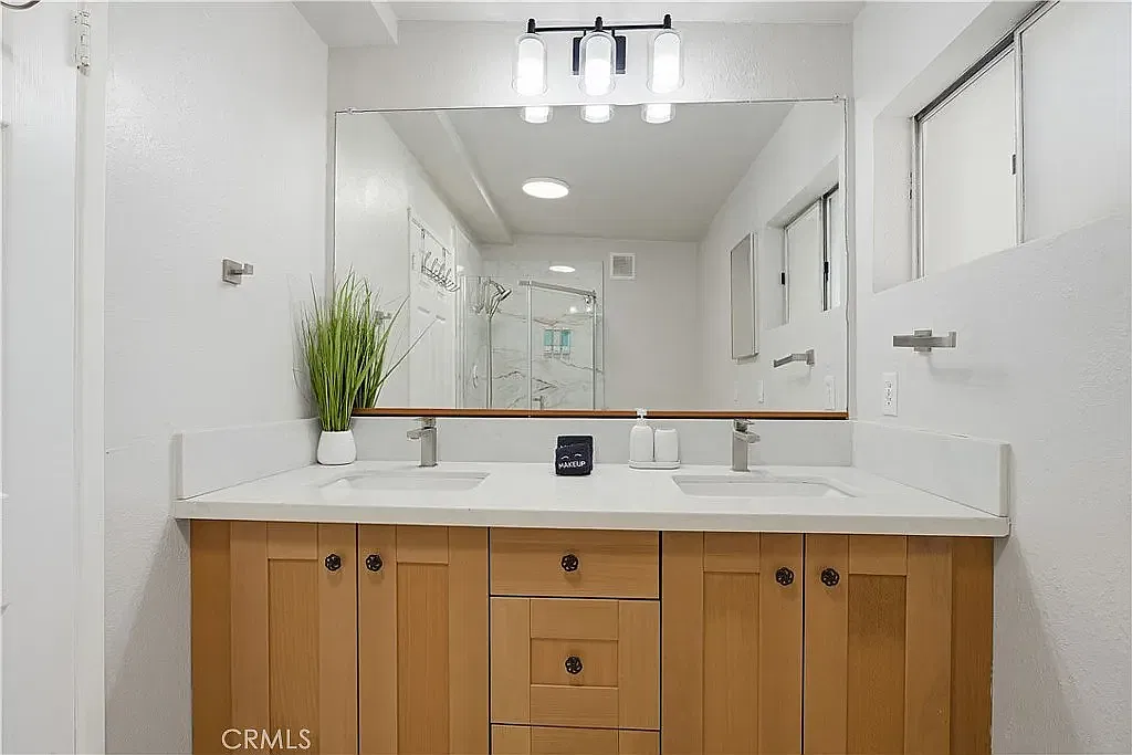 1 bed, 470 sqft, $2,150 — Photo 4