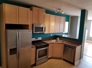 2708 N California Ave FL 2ND, Chicago, IL 60647