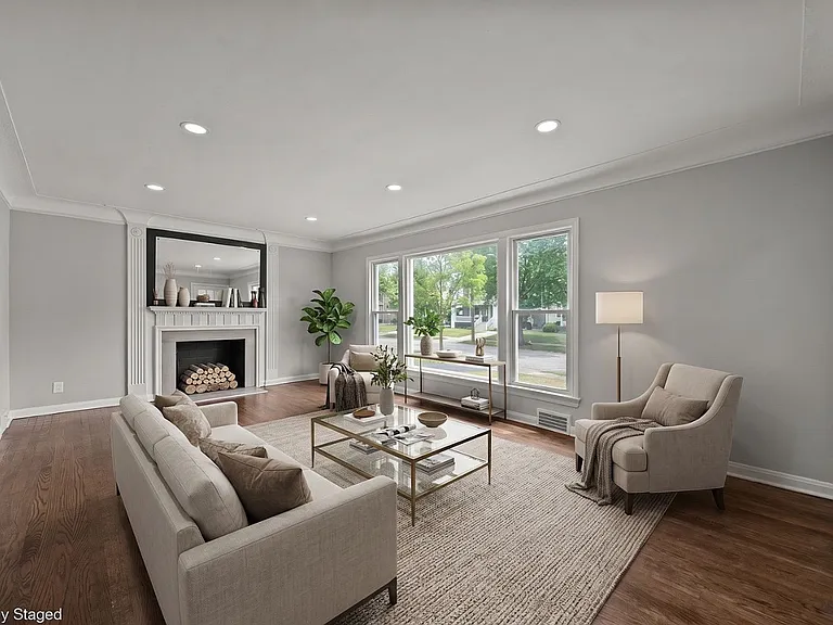 3601 Tullamore Rd — Photo 2