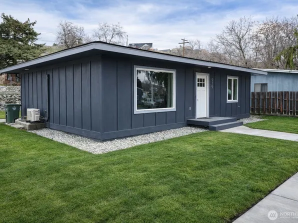 919 E Johnson Avenue, Chelan, WA 98816