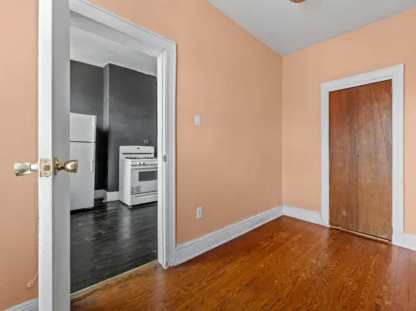 325a 22nd Street image 15 of 20