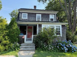 124 Beach Rd, Bristol, RI 02809