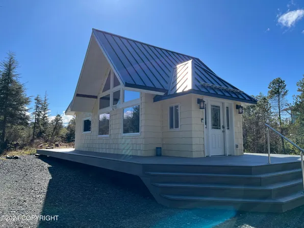 106 Koenigs Ln, Petersburg, AK 99833