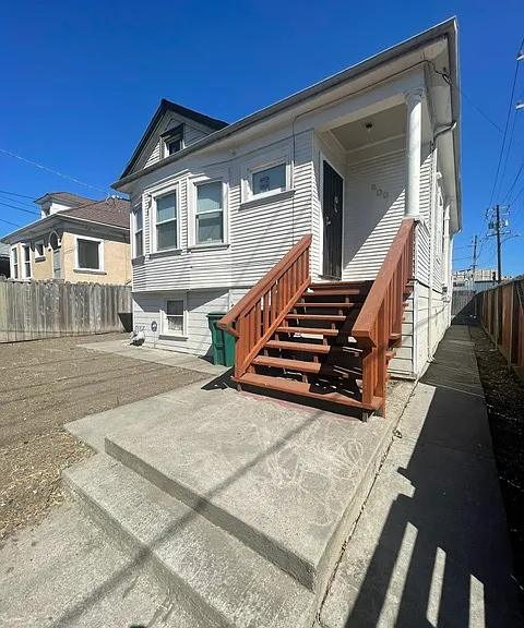 800 53rd Ave — Photo 16