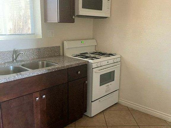 4th image of 220 W Williams St APT 3