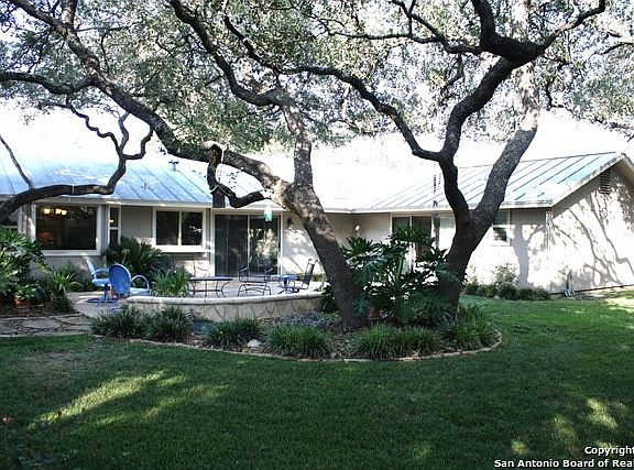 5th image of 13726 Norland Dr