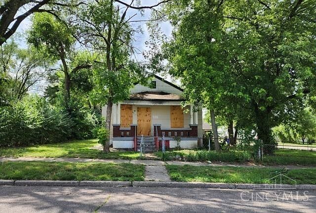 1st image of 1305 Parkamo Ave