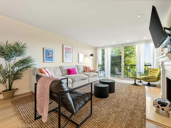 8535 W West Knoll Dr APT 312, West Hollywood, CA 90069