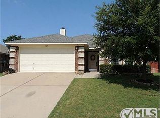 5825 Crowder Dr, Fort Worth, TX 76179