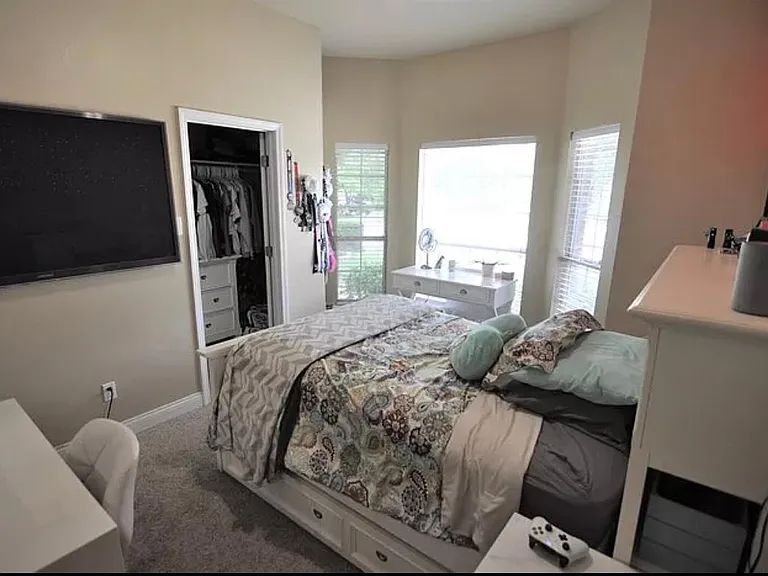 10229 Andora Dr — Photo 9