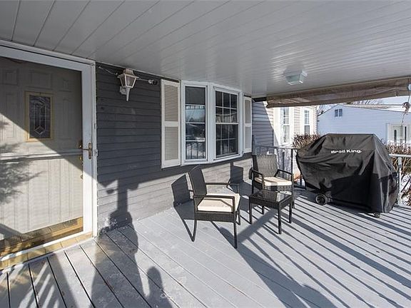3rd image of 540 Carnival Dr