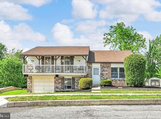 5561 Banbridge Dr, Harrisburg, PA 17112