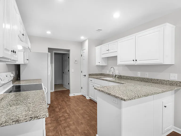 132 Pampas Dr — Photo 18