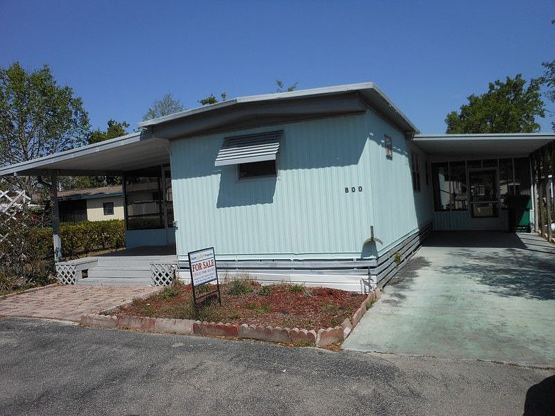 1st image of 800 Janet St