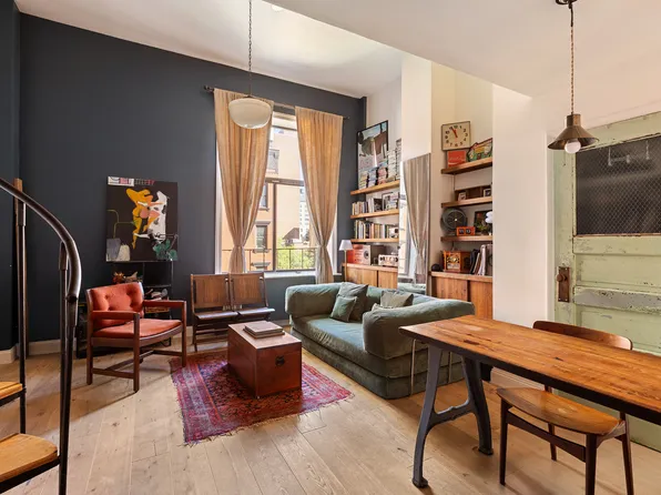 160 East 26th Street image 1 of 6