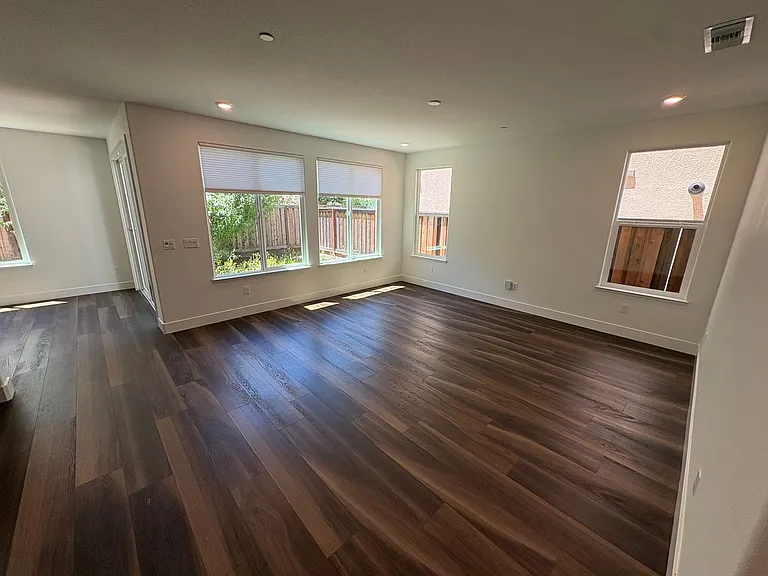 284 Bear Creek Dr — Photo 8