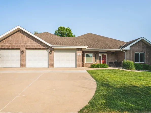 582 Oxbow Trl, Dakota Dunes, SD 57049