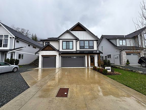 2nd image of 50214 Kensington Dr #B