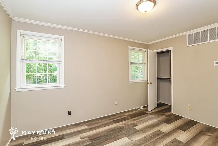 2616 Shady Lawn Dr — Photo 8