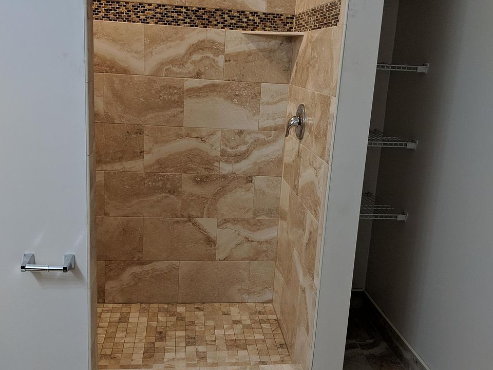 2nd image of 2800 Main St #103