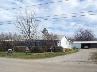 501 S Texowa St, Iowa Park, TX 76367