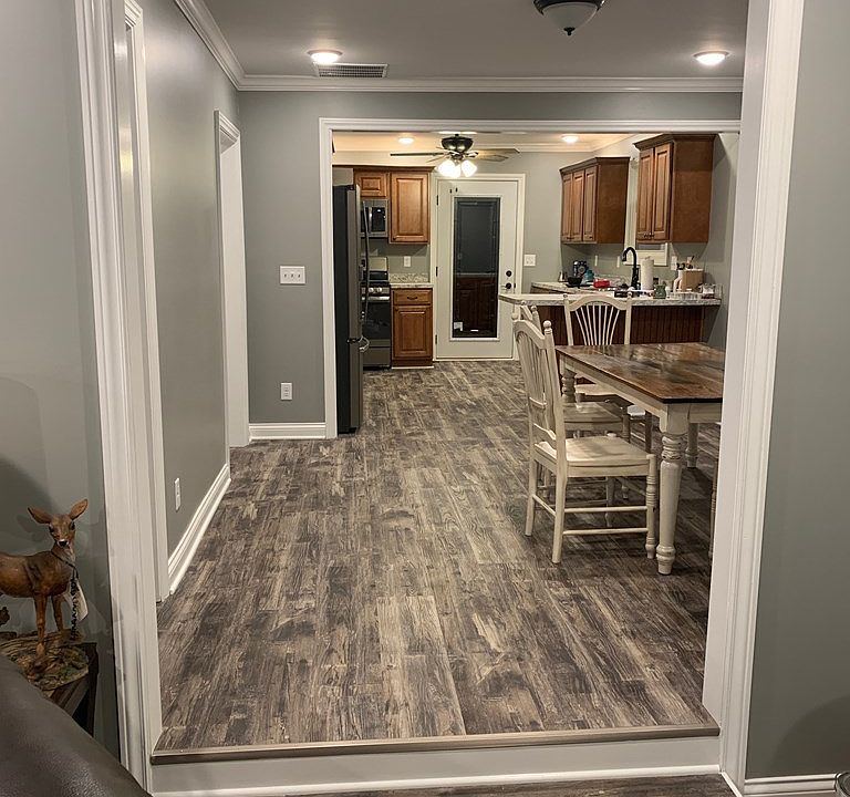 2nd image of 635 5th St