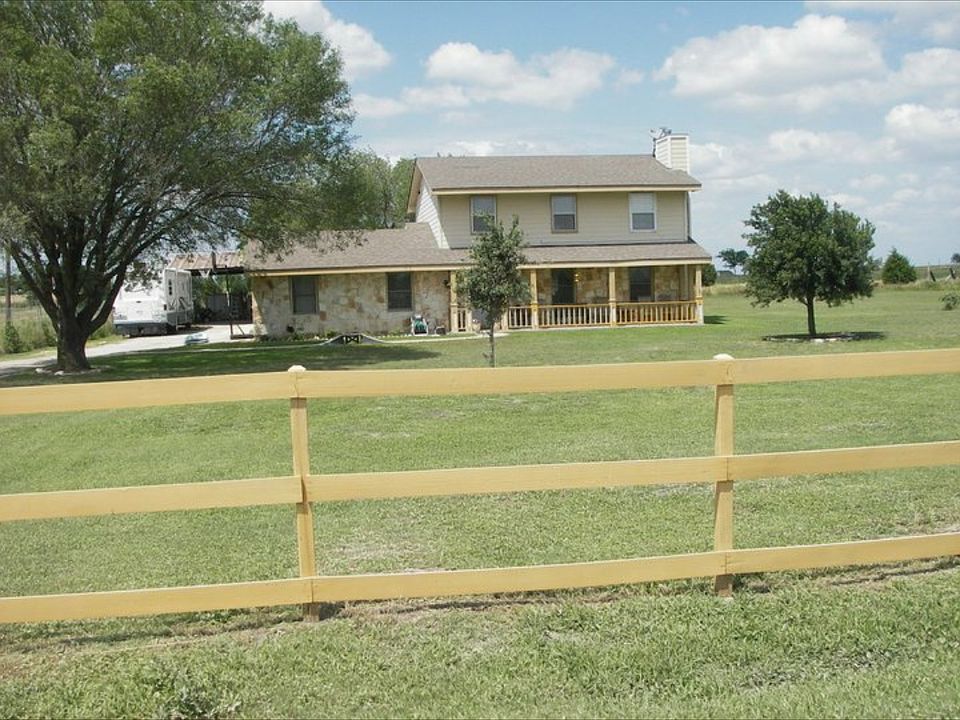 2nd image of 9800 Schmidt Ln