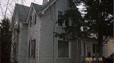 1st image of 760 E New York St