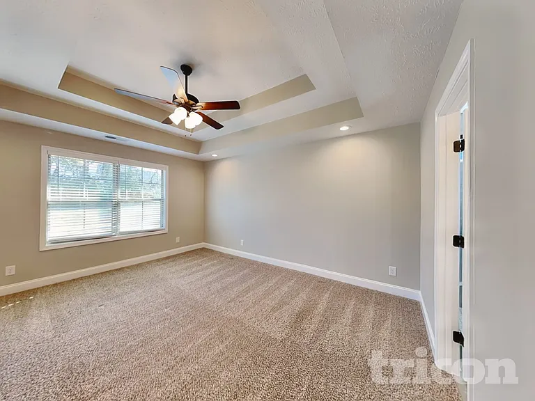 1059 Spicer Dr — Photo 6