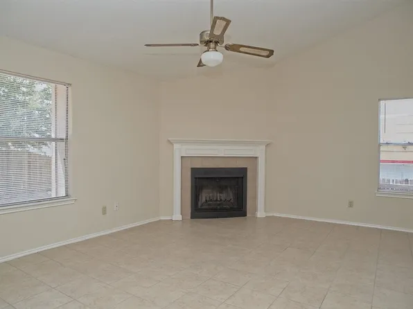 16207 Edgemere Dr, Pflugerville, TX 78660