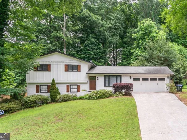 4085 Commodore Dr, Atlanta, GA 30341