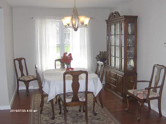 4th image of 7006 Greenbush Ln #29