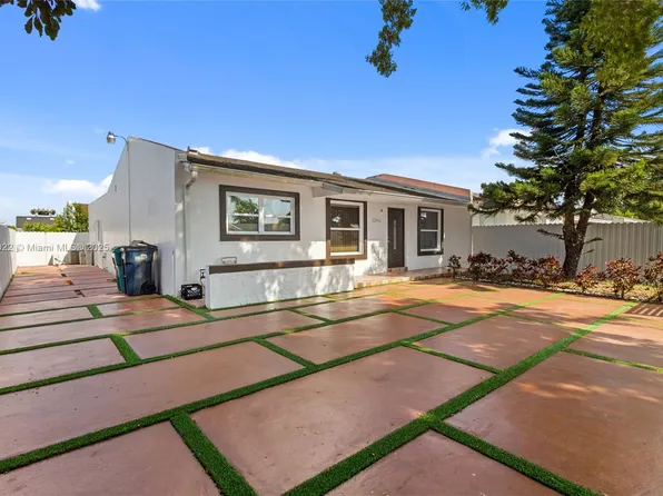 12961 SW 50th Ln, Miami, FL 33175