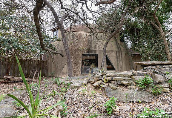 3rd image of 25318 Starling Dr