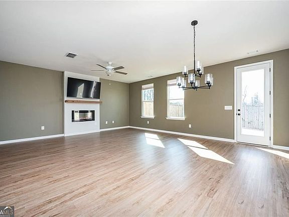 4th image of 4703 Canary Diamond Ln