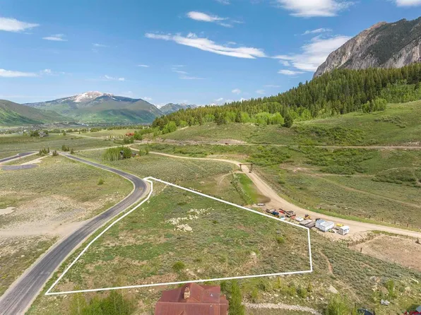 163 N Avion Drive, Crested Butte, CO 81224