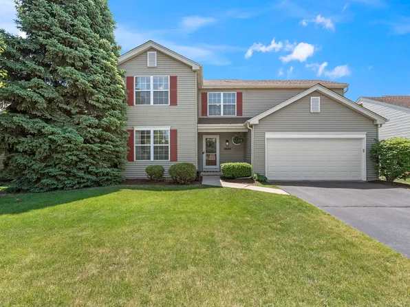 3043 Fairfield Ln, Aurora, IL 60504