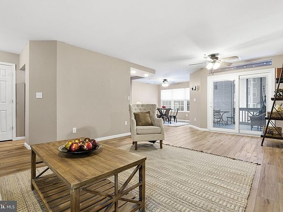 5th image of 604 Churchill Rd APT I