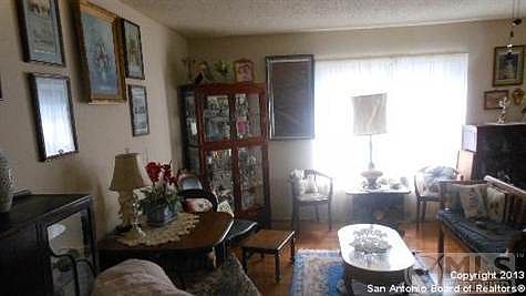 4th image of 607 Cypresscliff Dr