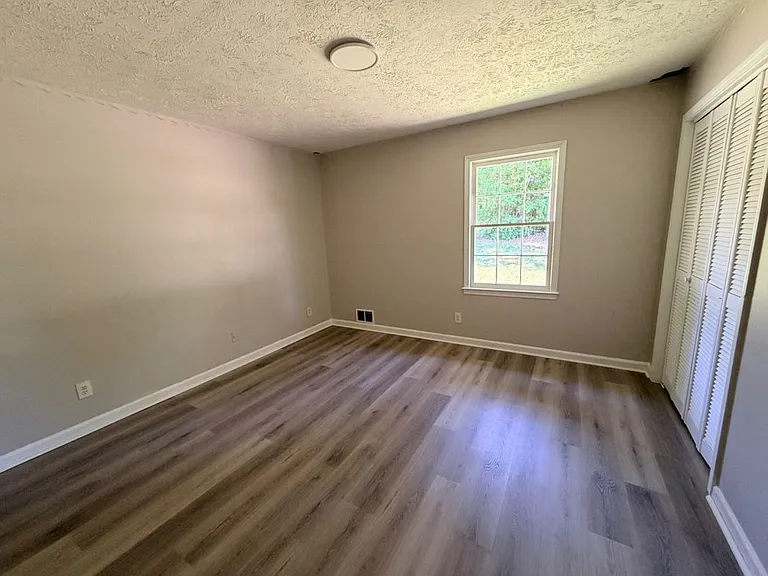 2079 McDaniels Bridge Rd SW — Photo 41