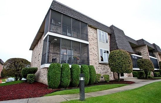1st image of 15720 Foxbend Ct APT 1N