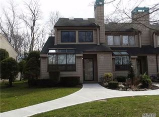 112 Beecher Avenue Ext, East Islip, NY 11730